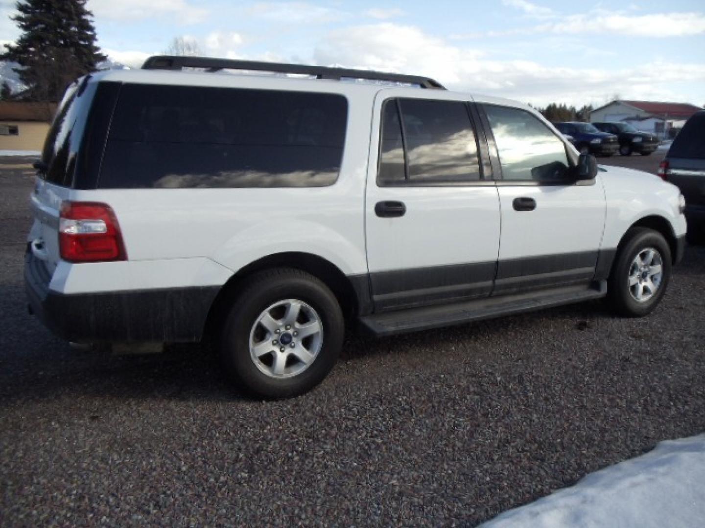 2016 White /Tan Ford Expedition XL (1FMJK1GT8GE) with an 3.5L V6 Turbo engine, Automatic transmission, located at 5465 Highway 2 W., Columbia Falls, MT, 59912, (406) 892-4407, 48.352188, -114.240929 - 8 Passenger, 3.5L Ecoboost motor, Back Up Camera, Power seat drivers side only, Power windows, door locks and mirrors, Towing. This SUV was previously owned by the federal government so it has been well maintained and taken care of. The vehicle is very clean inside and out with great tires and low - Photo#10